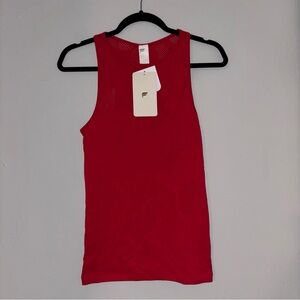 NWT Fabletics Clara Sculptknit Vibrant Red Performance Tank